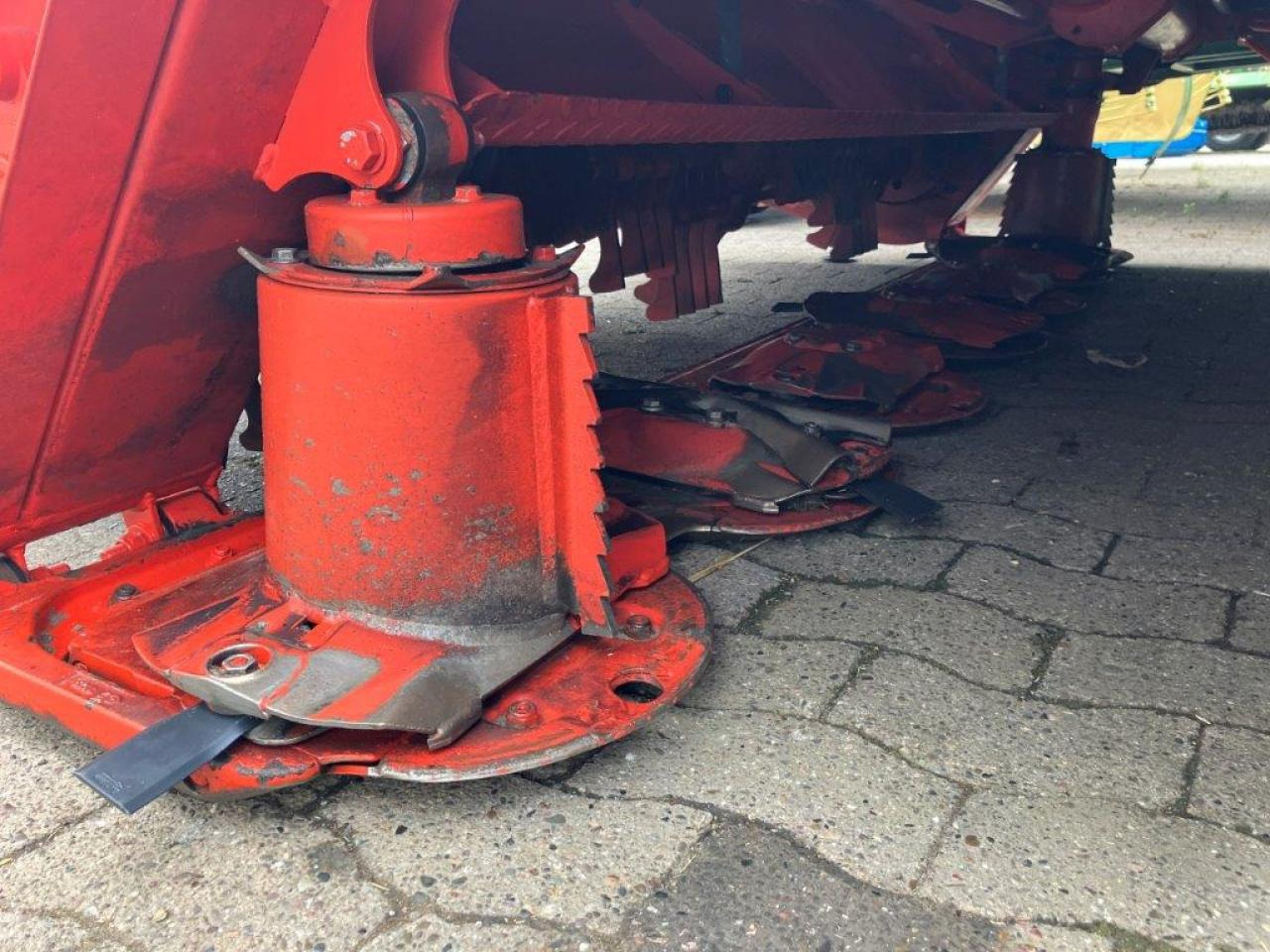 جزازة Kuhn FC9330 RA: صور 6