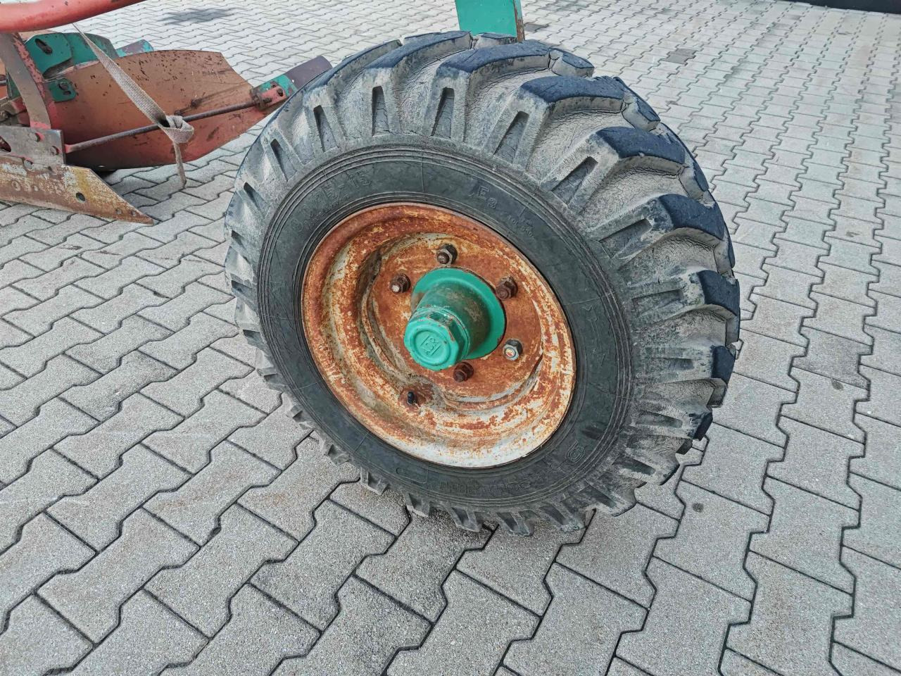 Kverneland KPBB 100-19 - محراث: صور 4 Kverneland KPBB 100-19 - محراث: صور 4