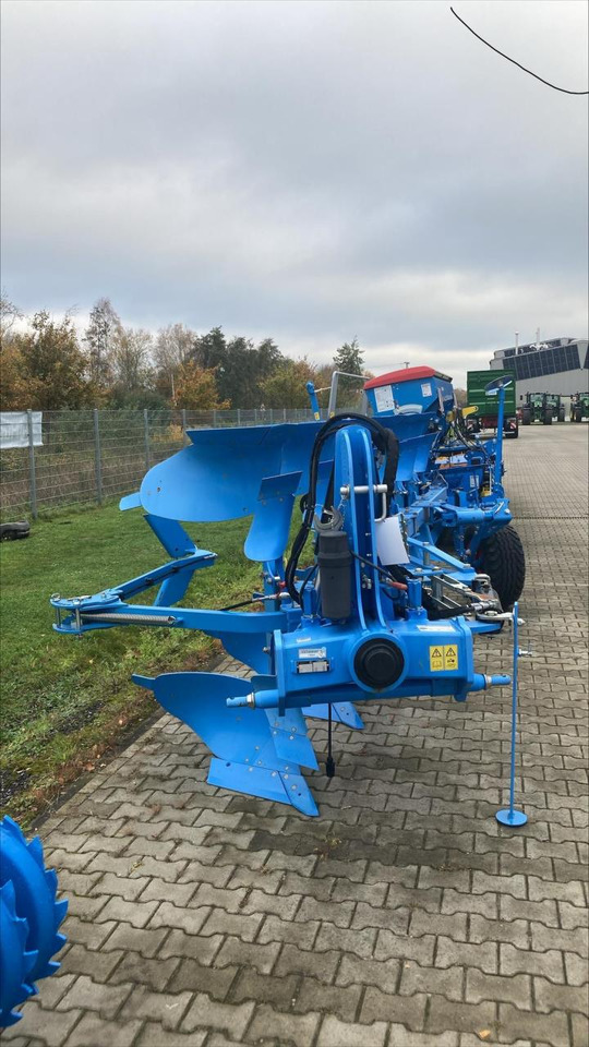 Lemken Juwel 8 M 6 N 100 - محراث: صور 3 Lemken Juwel 8 M 6 N 100 - محراث: صور 3