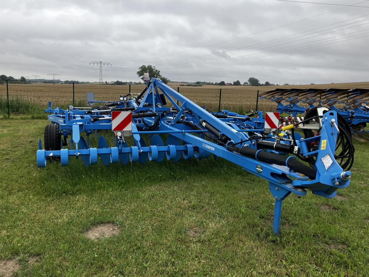 Lemken Karat 10/500 KUA - مسلفة: صور 1 Lemken Karat 10/500 KUA - مسلفة: صور 1