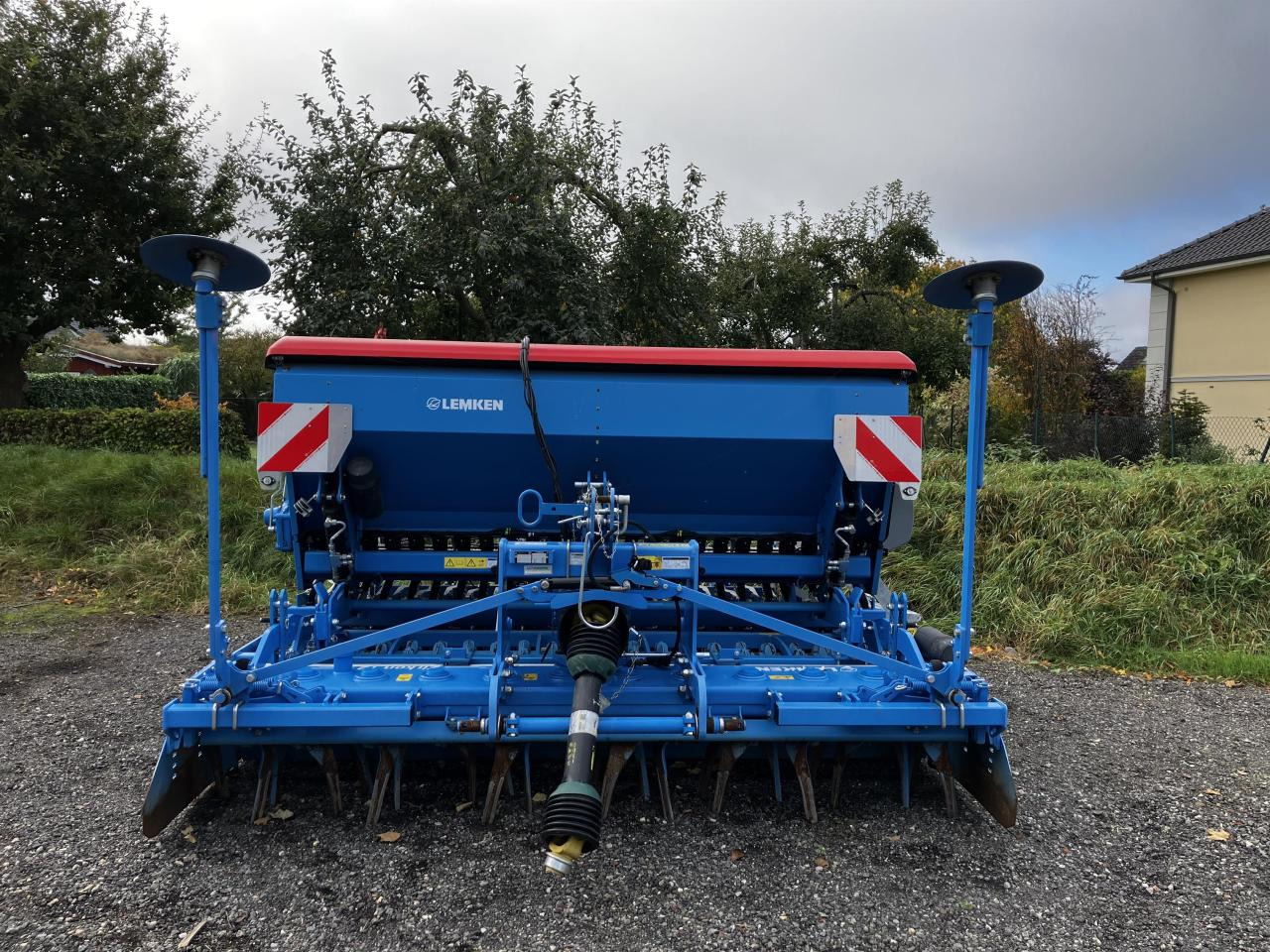 Lemken Saphir 9/300 - معدات بذار: صور 1 Lemken Saphir 9/300 - معدات بذار: صور 1