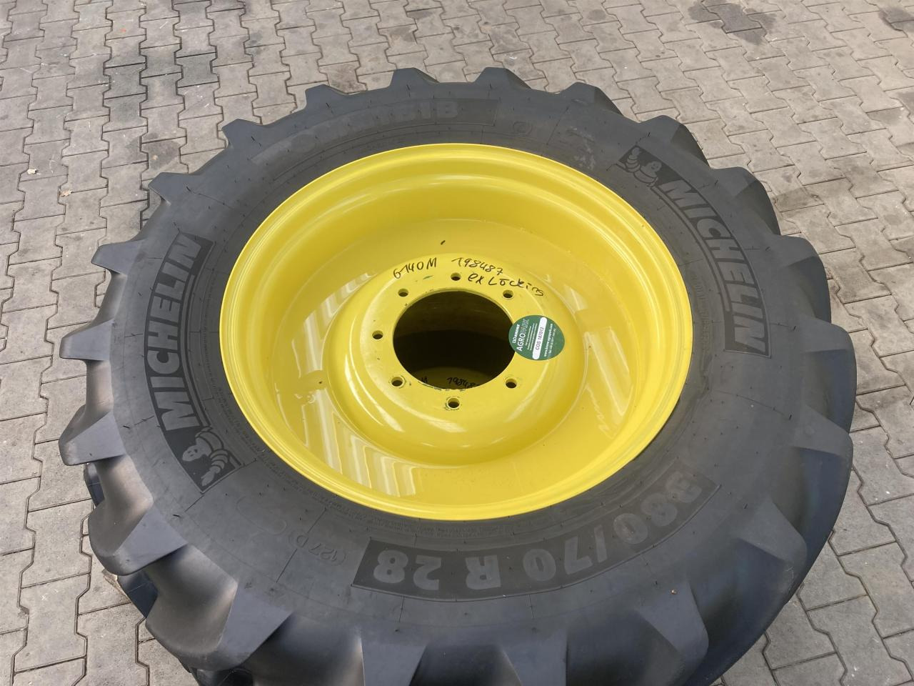 Michelin 380/70R28 - الإطارات - الآلات والماكينات الزراعية: صور 2 Michelin 380/70R28 - الإطارات - الآلات والماكينات الزراعية: صور 2