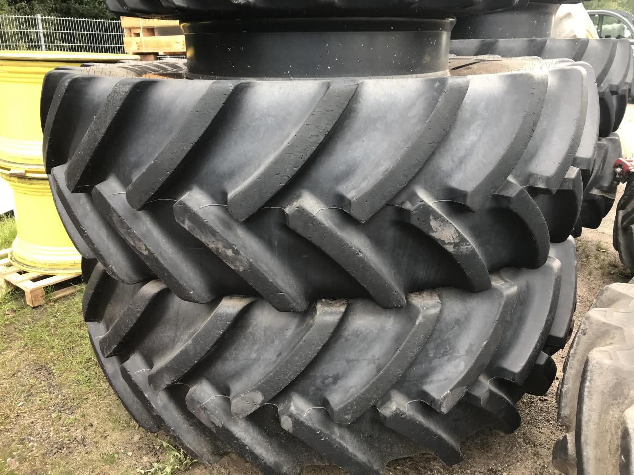 Mitas 680/80R42 - الإطارات - الآلات والماكينات الزراعية: صور 1 Mitas 680/80R42 - الإطارات - الآلات والماكينات الزراعية: صور 1