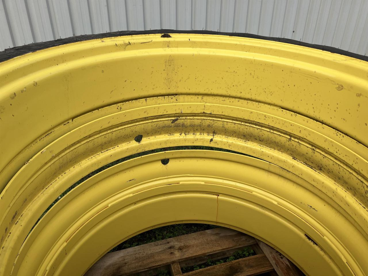 Taurus 270/95R44 - الإطارات - الآلات والماكينات الزراعية: صور 2 Taurus 270/95R44 - الإطارات - الآلات والماكينات الزراعية: صور 2