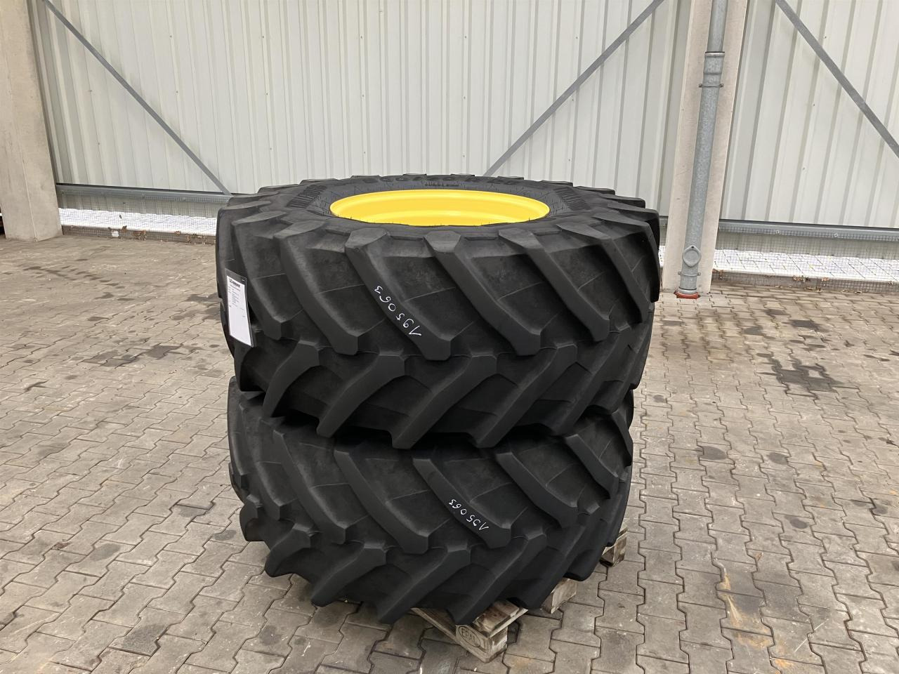 Trelleborg 600/70R28 - الإطارات - الآلات والماكينات الزراعية: صور 1 Trelleborg 600/70R28 - الإطارات - الآلات والماكينات الزراعية: صور 1