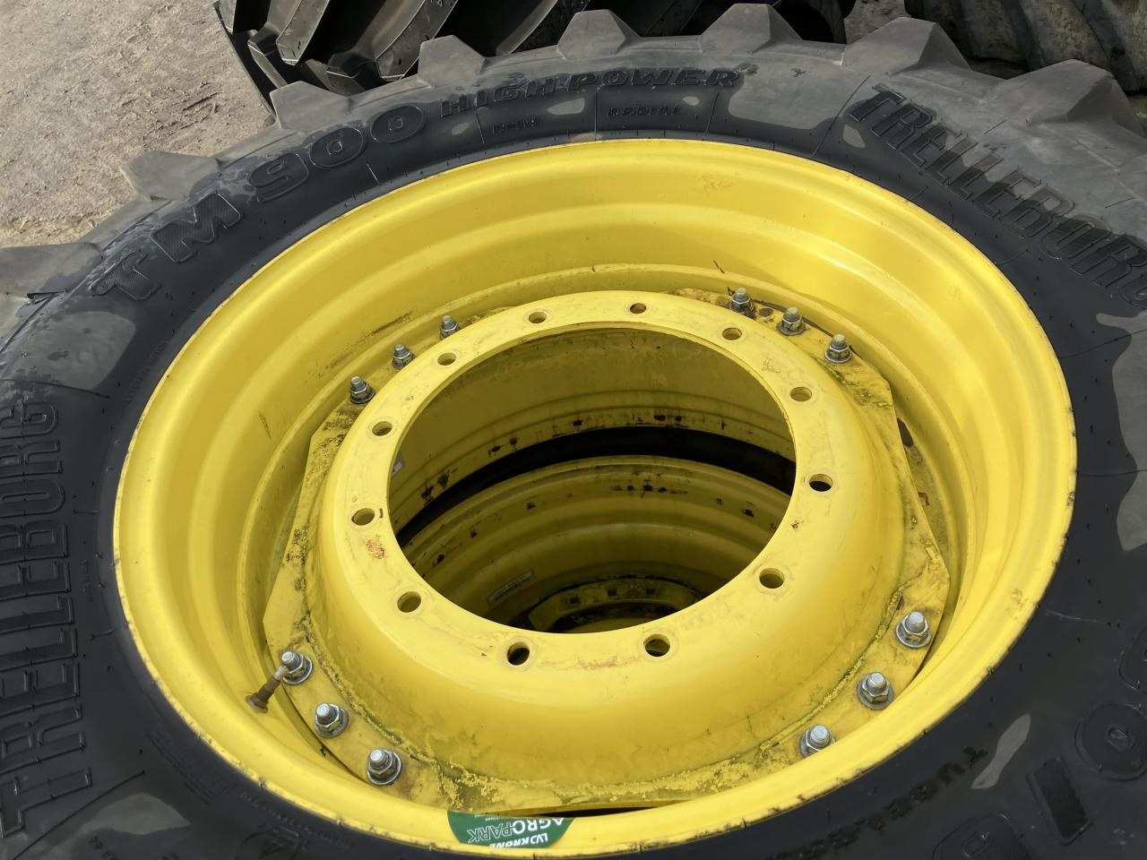 Trelleborg 650/60R34 - الإطارات - الآلات والماكينات الزراعية: صور 4 Trelleborg 650/60R34 - الإطارات - الآلات والماكينات الزراعية: صور 4