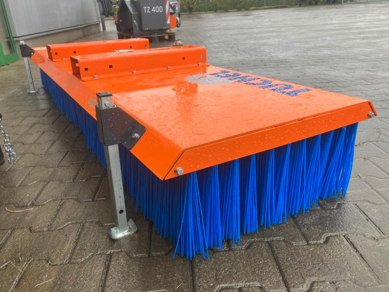 Tuchel Solo 250 - مكنسة: صور 4 Tuchel Solo 250 - مكنسة: صور 4