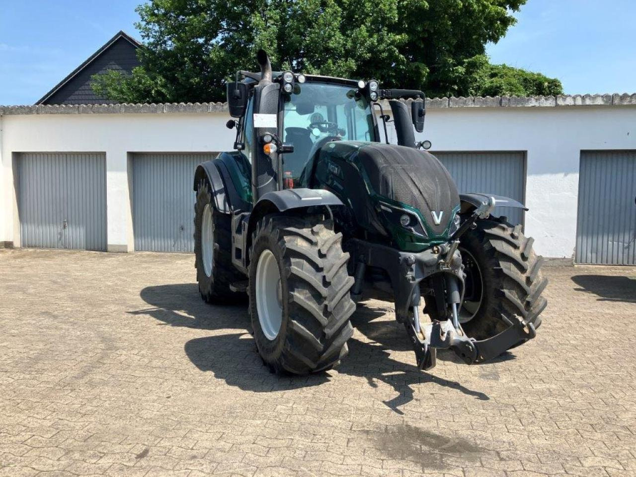 Valtra T154 Active - جرار: صور 2 Valtra T154 Active - جرار: صور 2