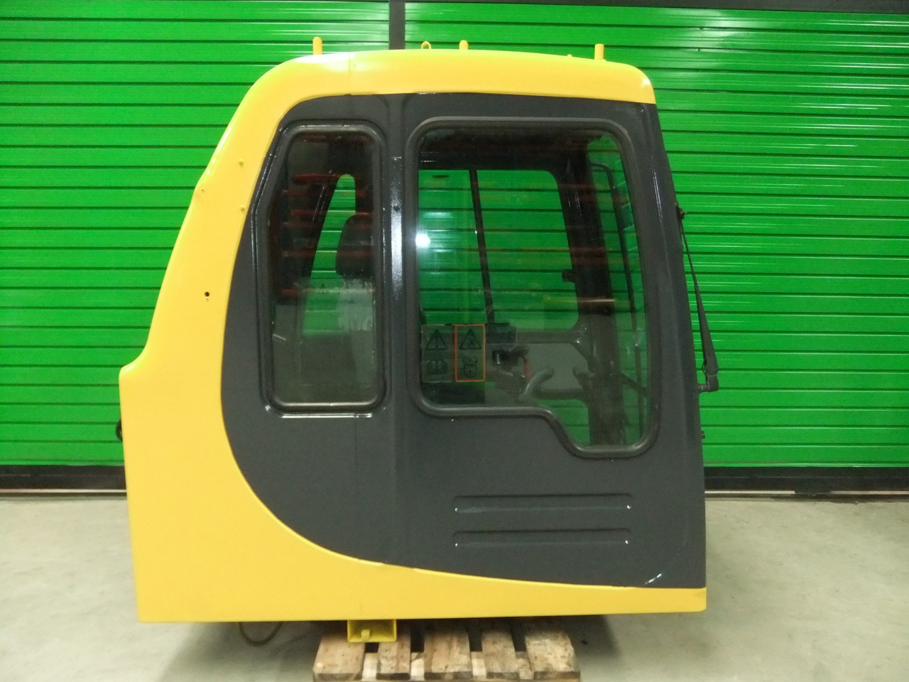 Cab EROPS KOMATSU PC340-6 - الكبائن - آلات البناء: صور 1 Cab EROPS KOMATSU PC340-6 - الكبائن - آلات البناء: صور 1