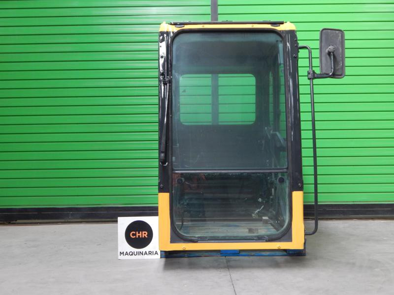 Cab KOMATSU PC-7 20Y-54-01150 - الكبائن - آلات البناء: صور 2 Cab KOMATSU PC-7 20Y-54-01150 - الكبائن - آلات البناء: صور 2