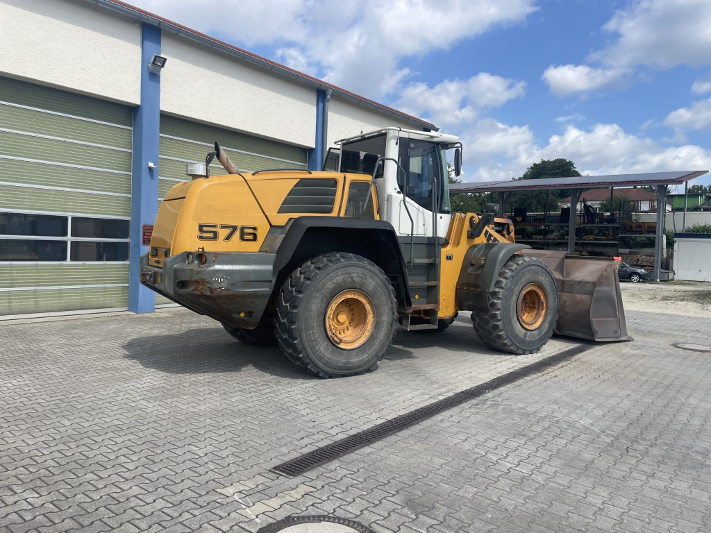 Liebherr L 576 - اللودر بعجل: صور 4 Liebherr L 576 - اللودر بعجل: صور 4