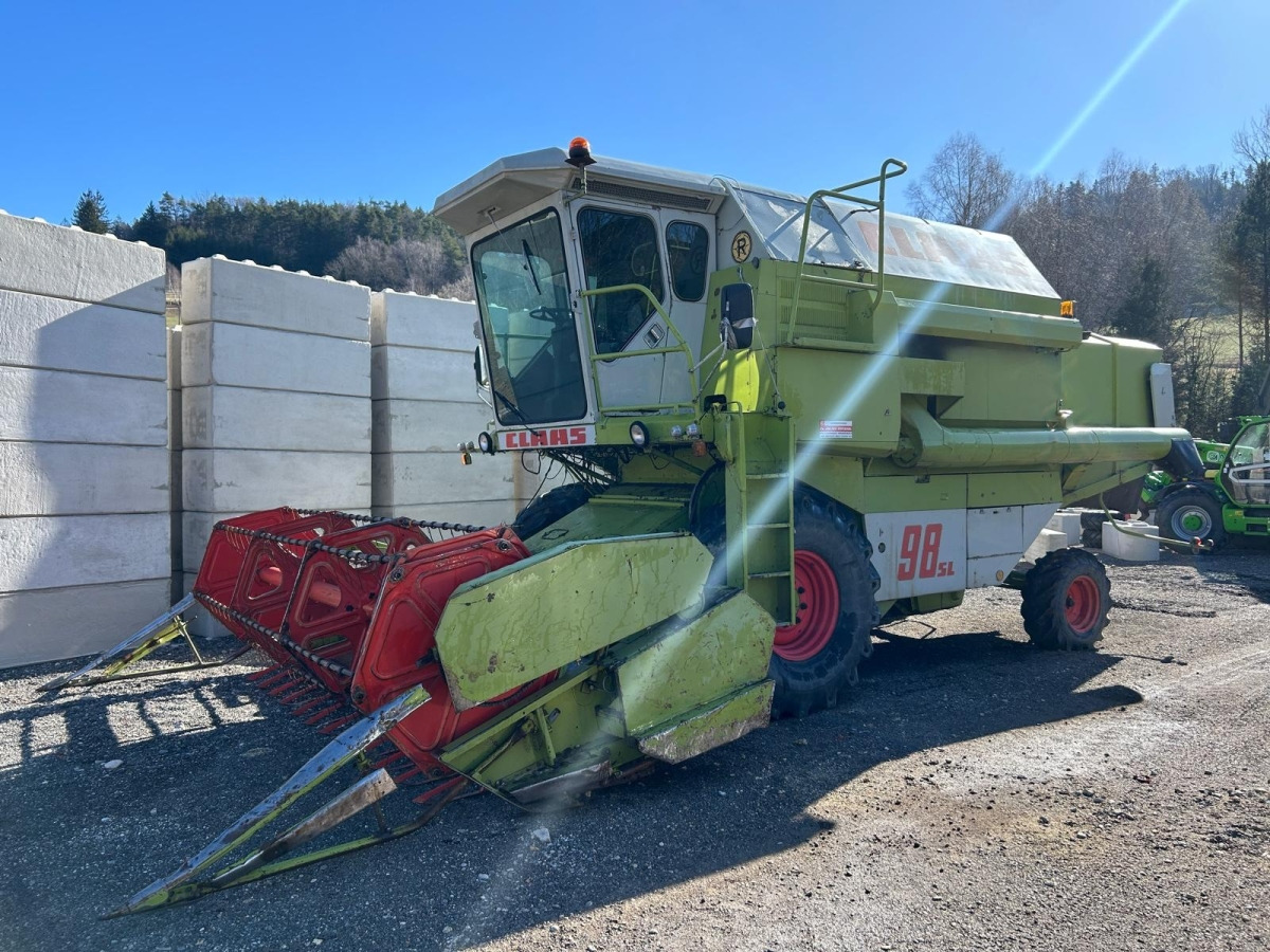 Claas Dominator 96 Mähdrescher - حصادة شاملة: صور 4 Claas Dominator 96 Mähdrescher - حصادة شاملة: صور 4