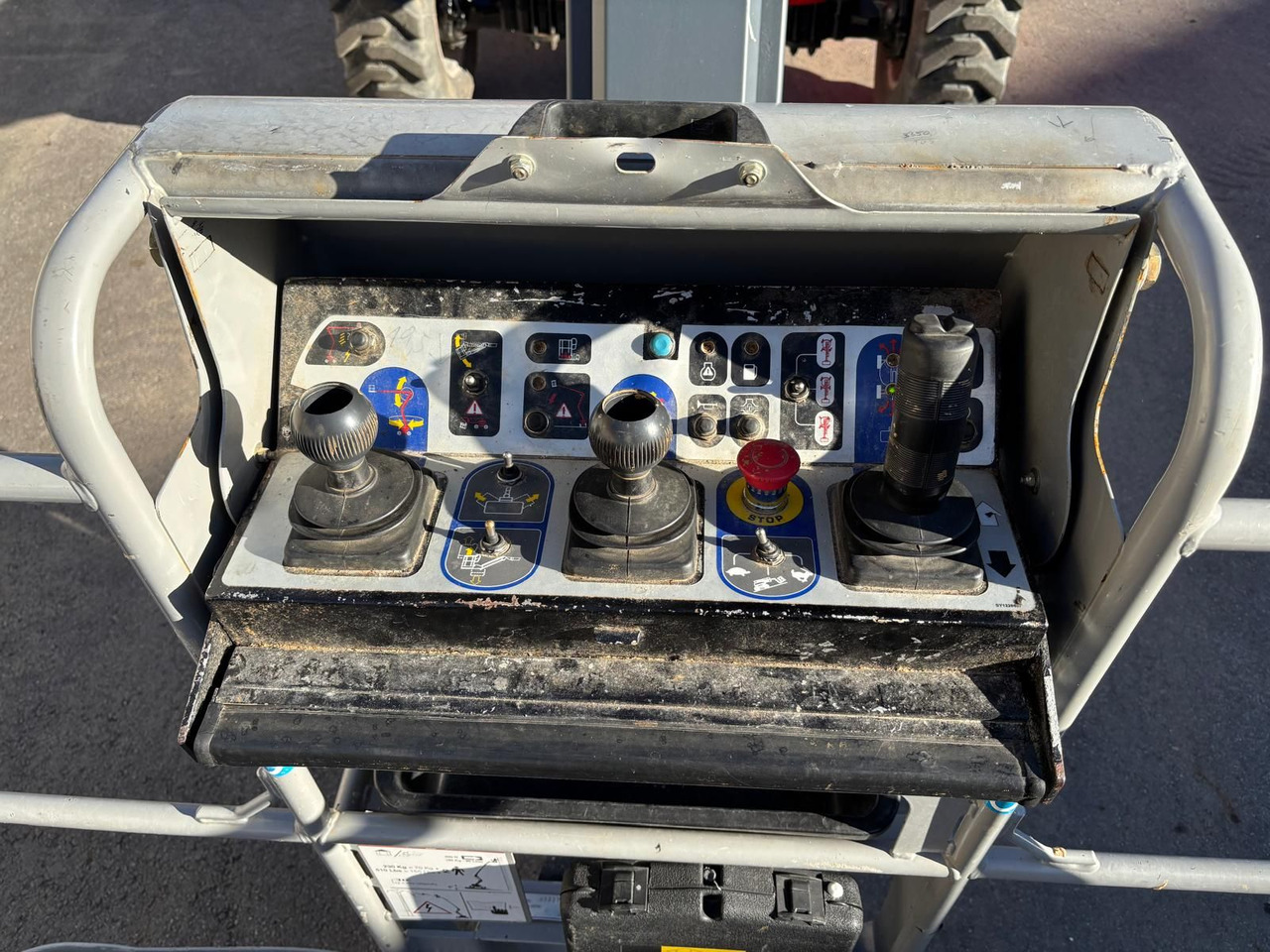 Manitou 160ATJ + - رافعات سلة مفصلية: صور 5 Manitou 160ATJ + - رافعات سلة مفصلية: صور 5