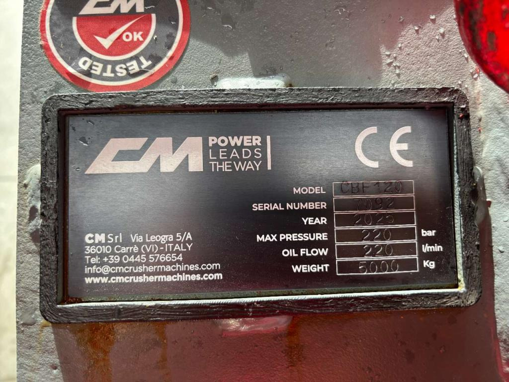 CM Crusher CBF 120 Crusher Bucket - USED - بكت - آلات البناء: صور 3 CM Crusher CBF 120 Crusher Bucket - USED - بكت - آلات البناء: صور 3