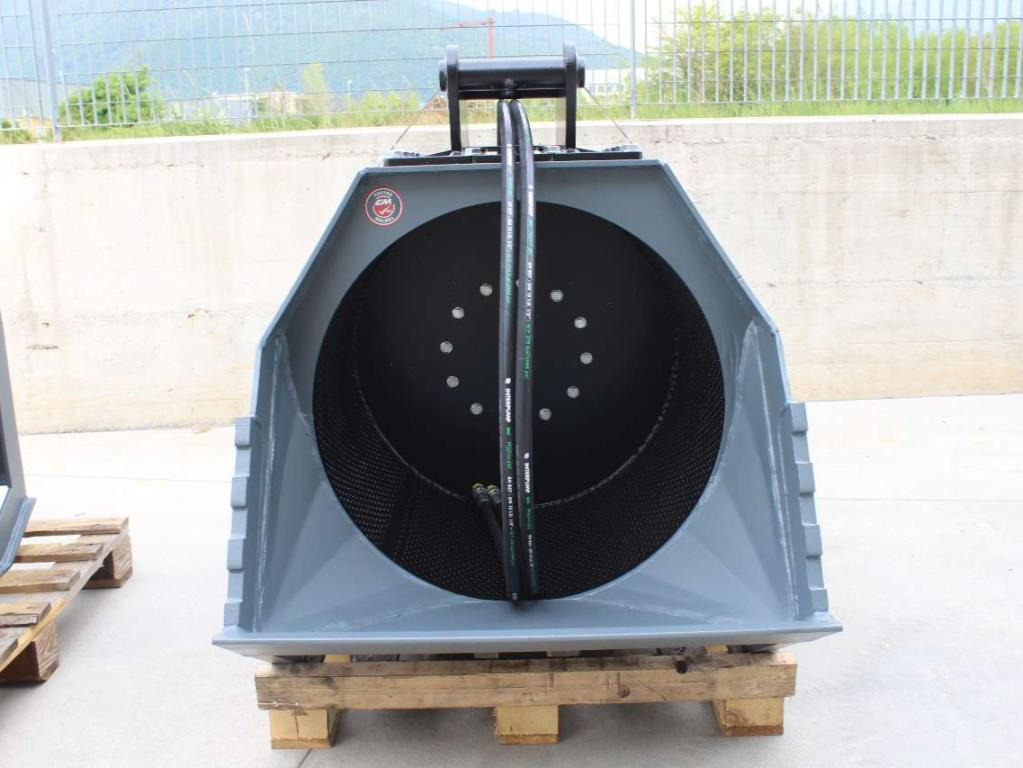 CM Crusher CBR 07 Screening Bucket - بكت - شيول صغير: صور 3 CM Crusher CBR 07 Screening Bucket - بكت - شيول صغير: صور 3