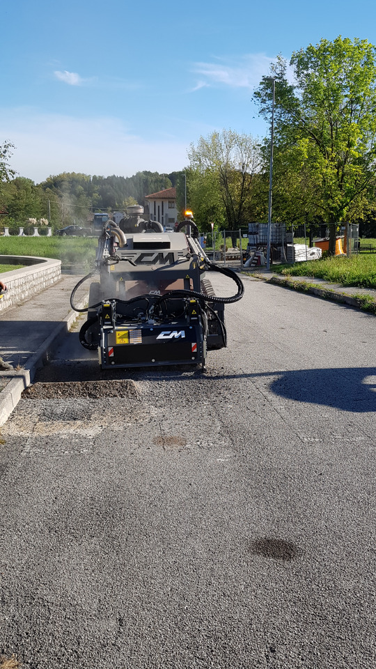 CM Crusher Multisikid RC - شيول صغير: صور 4 CM Crusher Multisikid RC - شيول صغير: صور 4