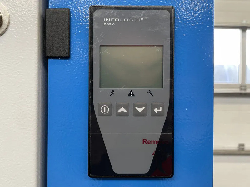Alup Sonetto 5 - 200 Elektrische Schroefcompressor 4 kW 470 L/Min 10 Bar op ketel - ضاغط الهواء: صور 5 Alup Sonetto 5 - 200 Elektrische Schroefcompressor 4 kW 470 L/Min 10 Bar op ketel - ضاغط الهواء: صور 5