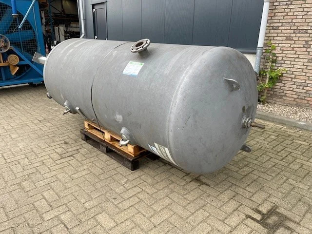 Atlas-Copco 3.000 Liter Gegalvaniseerde Verticale luchtketel 11 Bar - ضاغط الهواء: صور 4 Atlas-Copco 3.000 Liter Gegalvaniseerde Verticale luchtketel 11 Bar - ضاغط الهواء: صور 4