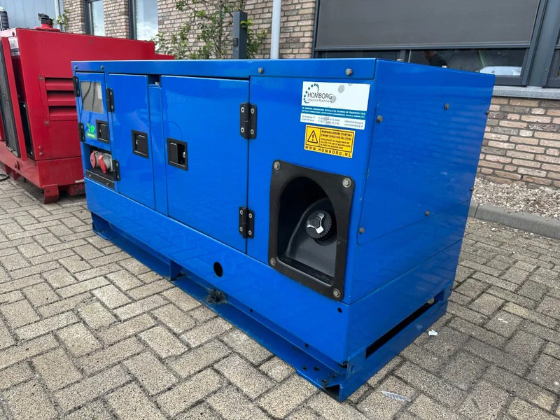 Atlas-Copco QAS 14 Yanmar Stamford 15 kVA Silent generatorset - مجموعة المولدات: صور 4 Atlas-Copco QAS 14 Yanmar Stamford 15 kVA Silent generatorset - مجموعة المولدات: صور 4