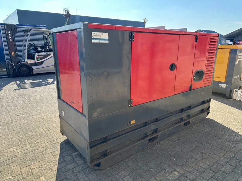 Atlas-Copco QAS 60 Perkins Stamford 60 kVA Silent Rental generatorset - مجموعة المولدات: صور 2 Atlas-Copco QAS 60 Perkins Stamford 60 kVA Silent Rental generatorset - مجموعة المولدات: صور 2