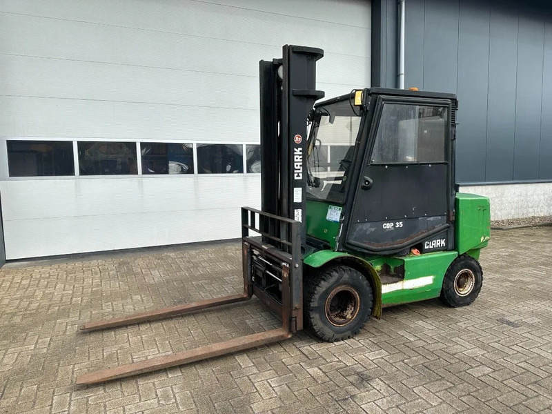 Clark CDP 35 Perkins 3.5 ton Duplex Sideshift Positioner Diesel Heftruck - رافعة شوكية ديزل: صور 2 Clark CDP 35 Perkins 3.5 ton Duplex Sideshift Positioner Diesel Heftruck - رافعة شوكية ديزل: صور 2