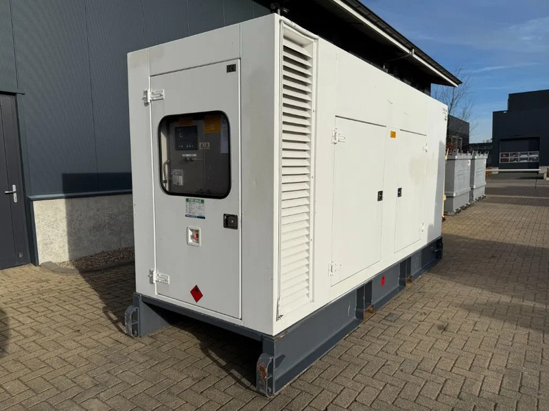 Cummins QSL9-G8 Stamford 300 kVA Supersilent Rental generatorset - مجموعة المولدات: صور 4 Cummins QSL9-G8 Stamford 300 kVA Supersilent Rental generatorset - مجموعة المولدات: صور 4