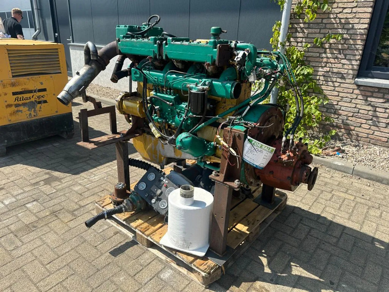 DAF 1160 Marine Diesel Motor met keerkoppeling 170 PK Engine - المحرك: صور 2 DAF 1160 Marine Diesel Motor met keerkoppeling 170 PK Engine - المحرك: صور 2