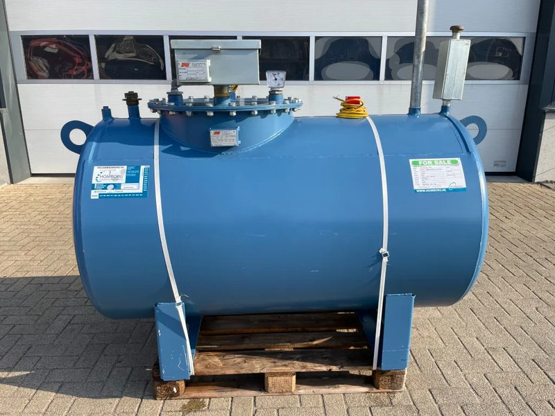 De Blesse BV KIWA 1200 liter dubbelwandige Dieseltank - خزان تخزين: صور 3 De Blesse BV KIWA 1200 liter dubbelwandige Dieseltank - خزان تخزين: صور 3