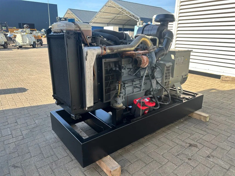 مجموعة المولدات Deutz BF4M 1013 EC Leroy Somer 115 kVA generatorset: صور 12