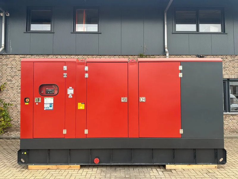 Doosan Mecc Alte Spa 680 kVA Silent generatorset as New ! 2021 - مجموعة المولدات: صور 1 Doosan Mecc Alte Spa 680 kVA Silent generatorset as New ! 2021 - مجموعة المولدات: صور 1