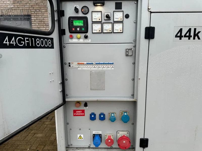 Europower EPUS44TDE Kubota Leroy Somer 44 kVA Supersilent Rental generatorset 2018 ! - مجموعة المولدات: صور 5 Europower EPUS44TDE Kubota Leroy Somer 44 kVA Supersilent Rental generatorset 2018 ! - مجموعة المولدات: صور 5