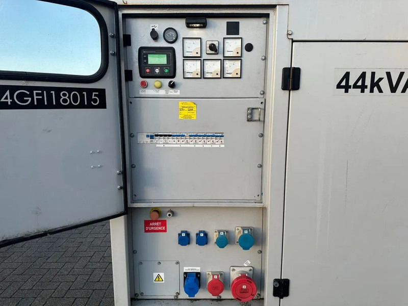Europower EPUS44TDE Kubota Leroy Somer 44 kVA Supersilent Rental generatorset - مجموعة المولدات: صور 5 Europower EPUS44TDE Kubota Leroy Somer 44 kVA Supersilent Rental generatorset - مجموعة المولدات: صور 5