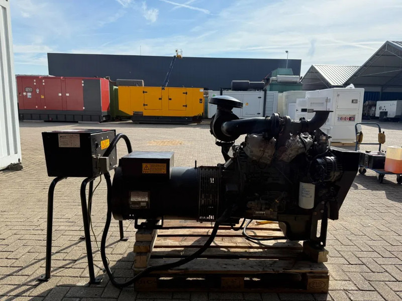 Iveco FPT Himoinsa Mecc Alte Spa 75 kVA generatorset - مجموعة المولدات: صور 2 Iveco FPT Himoinsa Mecc Alte Spa 75 kVA generatorset - مجموعة المولدات: صور 2