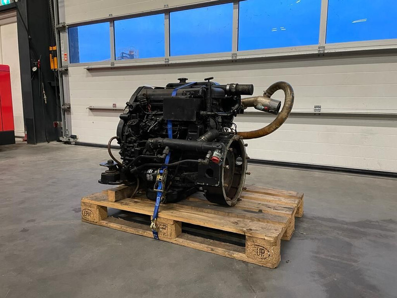 Iveco Fiat 8141 Diesel Motor 4 cilinder 53 kW / 74 PK Diesel Engine - المحرك - شاحنة: صور 3 Iveco Fiat 8141 Diesel Motor 4 cilinder 53 kW / 74 PK Diesel Engine - المحرك - شاحنة: صور 3