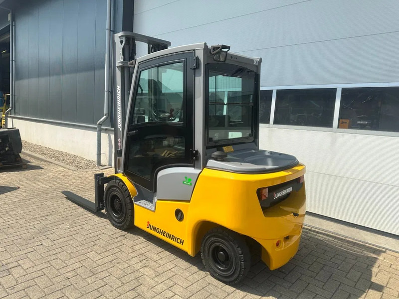 رافعة شوكية ديزل Jungheinrich DFG 425 Triplex Freelift Sideshift 2.5 ton Diesel Heftruck as New ! 675 hours !: صور 8