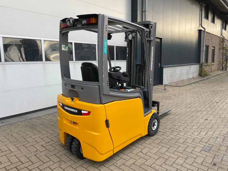 Jungheinrich EFG 216K 1.6 ton Triplex Freelift Sideshift Elektra Heftruck Accu 2020 - رافعة شوكية: صور 3 Jungheinrich EFG 216K 1.6 ton Triplex Freelift Sideshift Elektra Heftruck Accu 2020 - رافعة شوكية: صور 3