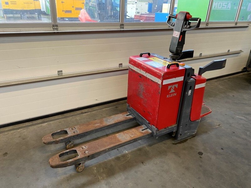 Jungheinrich ERE 20 2 ton Elektrische Pallet truck meerijder - معدات الرفع منخفض المستوى: صور 3 Jungheinrich ERE 20 2 ton Elektrische Pallet truck meerijder - معدات الرفع منخفض المستوى: صور 3