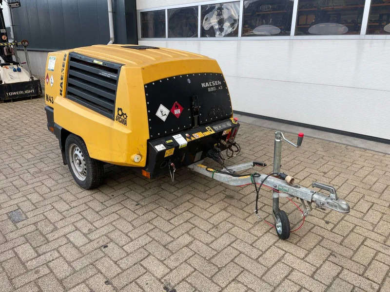 Kaeser M43 Kubota 4,3 m3 / min 7 Bar 30 kW Mobielel Compressor - ضاغط الهواء: صور 4 Kaeser M43 Kubota 4,3 m3 / min 7 Bar 30 kW Mobielel Compressor - ضاغط الهواء: صور 4