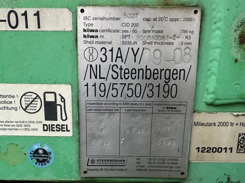 Kiwa IBC Steenbergen 2000 liter Dieseltank met handpomp Milieutank - خزان تخزين: صور 4 Kiwa IBC Steenbergen 2000 liter Dieseltank met handpomp Milieutank - خزان تخزين: صور 4