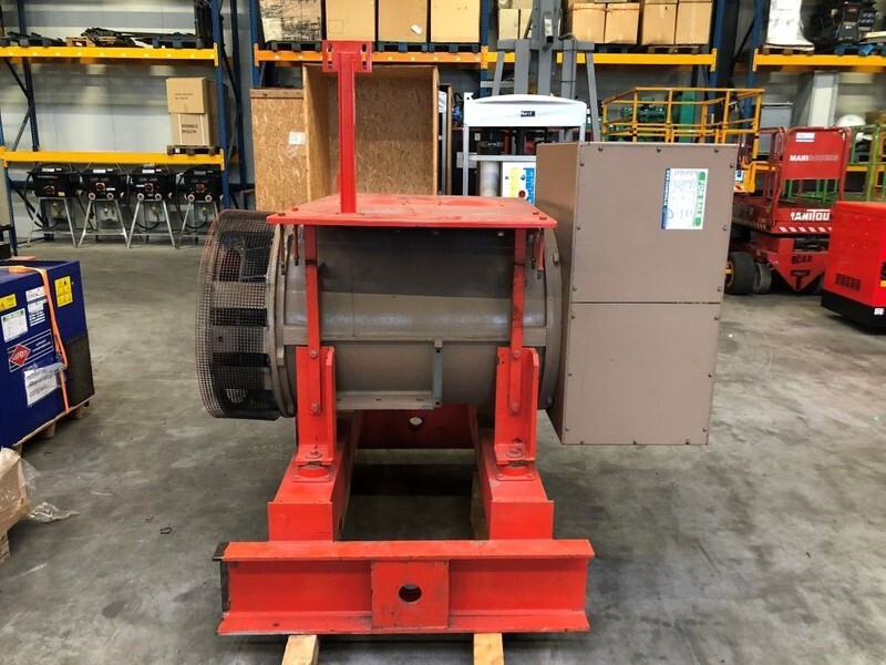 Leroy Somer - Unelec AA 50 L5-4 1100 kVA generatordeel - Unelec AA 50 L5-4 1100 kVA generatordeel as New! - مجموعة المولدات: صور 1 Leroy Somer - Unelec AA 50 L5-4 1100 kVA generatordeel - Unelec AA 50 L5-4 1100 kVA generatordeel as New! - مجموعة المولدات: صور 1