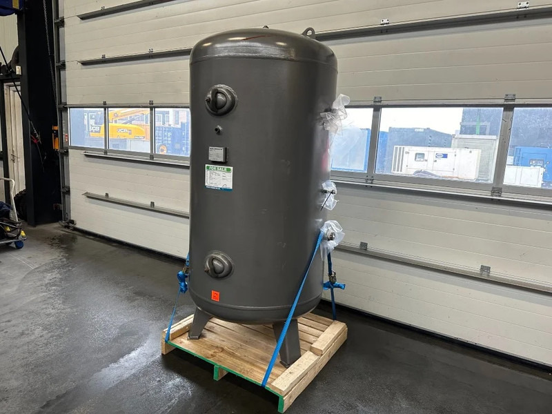 METAL PRODUCTS Luchtketel 1500 liter 16 Bar Verticale Luchtketel Air Tank - ضاغط الهواء: صور 2 METAL PRODUCTS Luchtketel 1500 liter 16 Bar Verticale Luchtketel Air Tank - ضاغط الهواء: صور 2