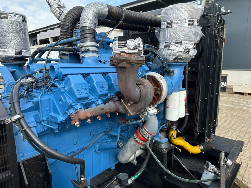 MTU 12V 2000 Stamford 810 kVA generatorset - مجموعة المولدات: صور 5 MTU 12V 2000 Stamford 810 kVA generatorset - مجموعة المولدات: صور 5