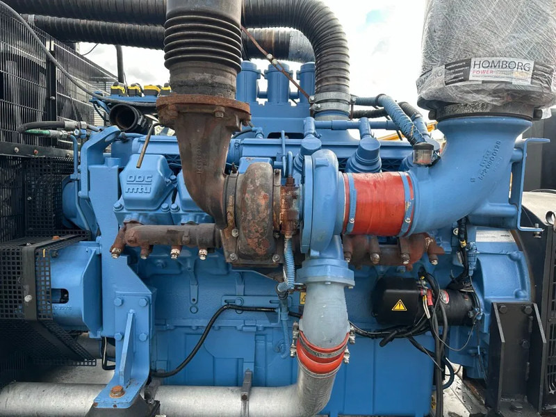 MTU 12V 2000 Stamford 810 kVA generatorset - مجموعة المولدات: صور 3 MTU 12V 2000 Stamford 810 kVA generatorset - مجموعة المولدات: صور 3