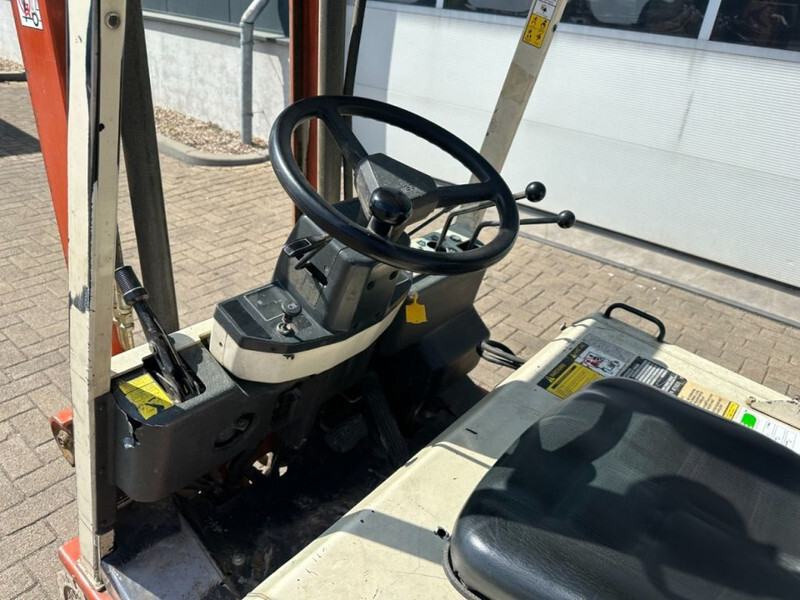 Nissan N01L18U 1.8 ton Triplex Freelift Sideshift Elektra Heftruck Accu 2016 ! - رافعة شوكية كهربائية: صور 5 Nissan N01L18U 1.8 ton Triplex Freelift Sideshift Elektra Heftruck Accu 2016 ! - رافعة شوكية كهربائية: صور 5