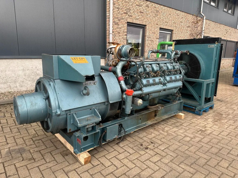 POYAUD Poyaud V12520S25/E Unelec 500 kVA noodstroom generatorset ex Emergency 271 hours - مجموعة المولدات: صور 2 POYAUD Poyaud V12520S25/E Unelec 500 kVA noodstroom generatorset ex Emergency 271 hours - مجموعة المولدات: صور 2