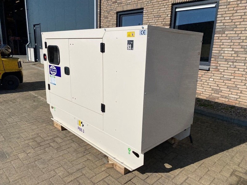 Perkins 1104A-44T FG Wilson 88 kVA Supersilent generatorset New ! - مجموعة المولدات: صور 3 Perkins 1104A-44T FG Wilson 88 kVA Supersilent generatorset New ! - مجموعة المولدات: صور 3