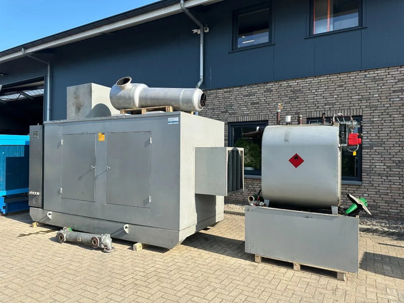 Perkins 3012 TWG2 Leroy Somer 630 kVA noodstroom generatorset 676 hours ! - مجموعة المولدات: صور 5 Perkins 3012 TWG2 Leroy Somer 630 kVA noodstroom generatorset 676 hours ! - مجموعة المولدات: صور 5