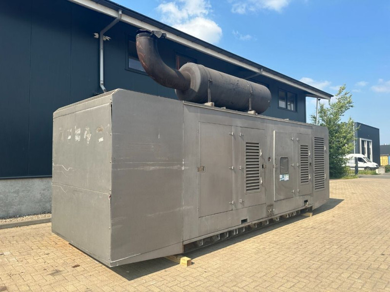 Perkins 4006-23TAG3A Stamford 900 kVA Silent generatorset - مجموعة المولدات: صور 4 Perkins 4006-23TAG3A Stamford 900 kVA Silent generatorset - مجموعة المولدات: صور 4