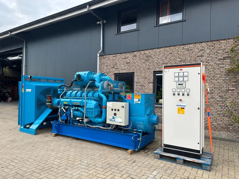 Perkins 4012 TWG Stamford 1030 kVA generatorset as New ! 175 hours ! Nieuwstaat ! - مجموعة المولدات: صور 5 Perkins 4012 TWG Stamford 1030 kVA generatorset as New ! 175 hours ! Nieuwstaat ! - مجموعة المولدات: صور 5