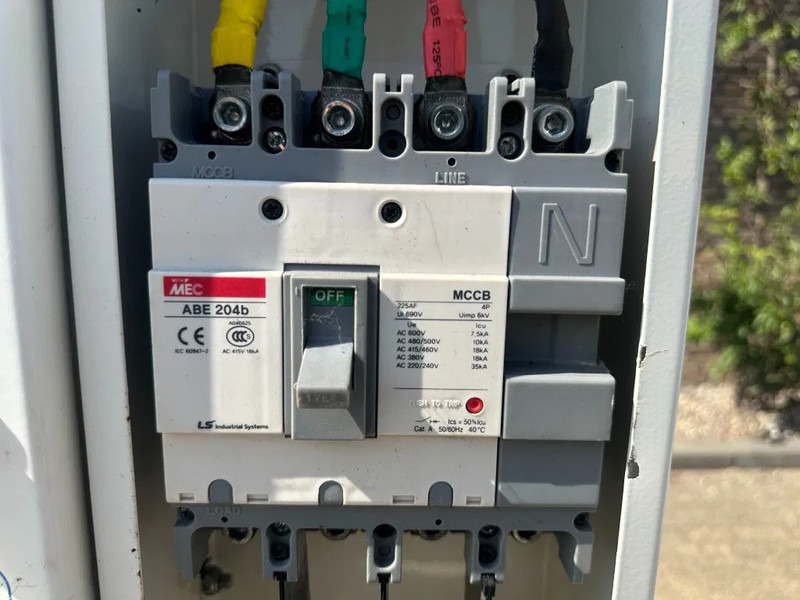 مجموعة المولدات Perkins Stamford 100 kVA noodstroom generatorset: صور 16